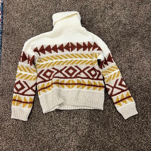 Elsamanda Sweater | Medium  - Picture 1 of 4